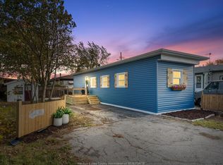 65 Suncrest Dr, Lakeshore, ON N8N2P9