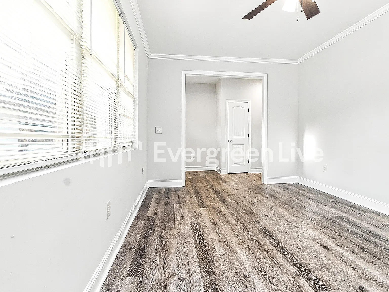 3 bed, 2.0 bath, 1400 sqft, $1,545 — Photo 4