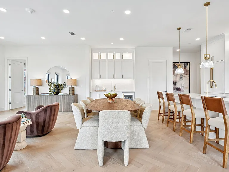 Residences at Southlake — Photo 12