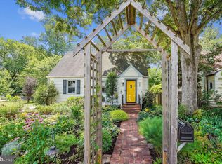 505 Randolph St, Falls Church, VA 22046