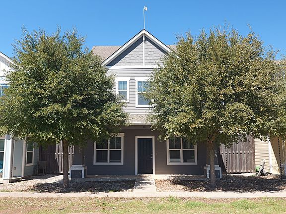 2nd image of 214 Munro St