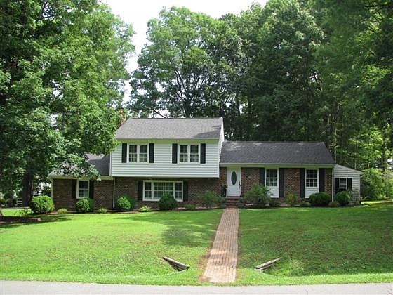 1st image of 14358 Country Club Dr