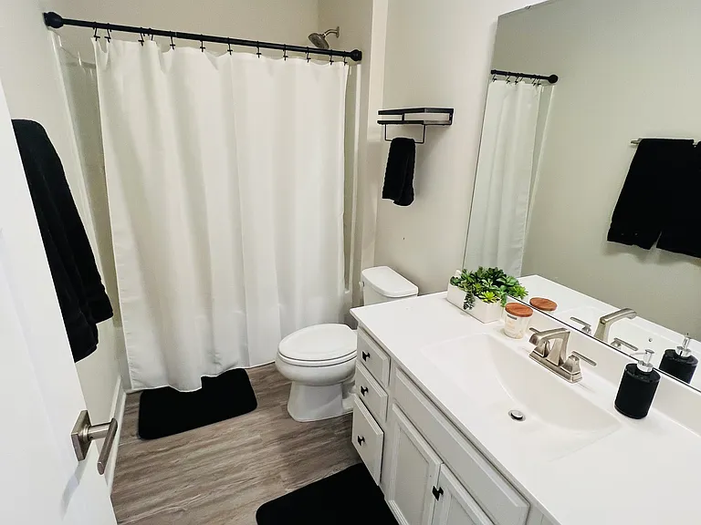 Bathroom #2 Upstairs