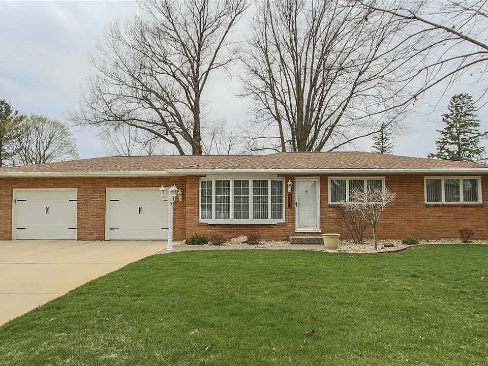 1st image of 4211 Crestview Dr