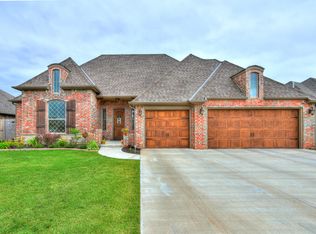 19716 Meadow Bend Ave, Edmond, OK 73012