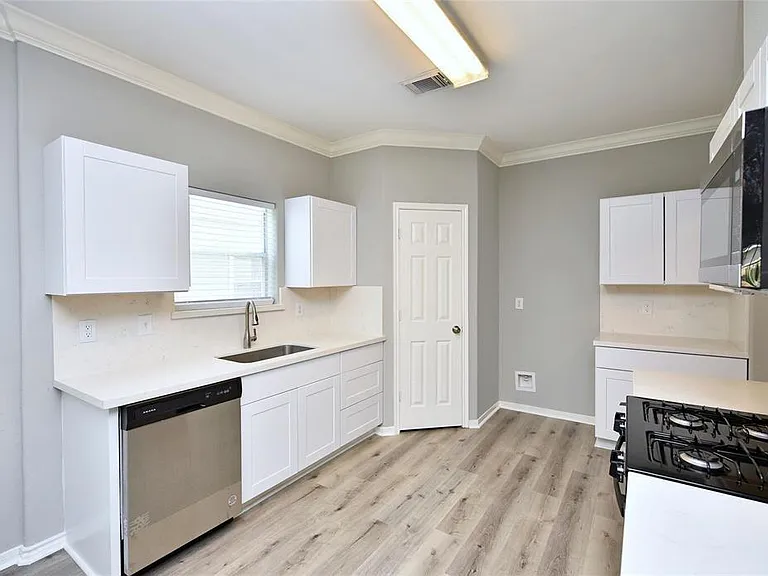 2714 Indigo Stone Ln — Photo 13