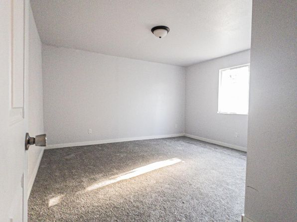 260 Ervin Ave