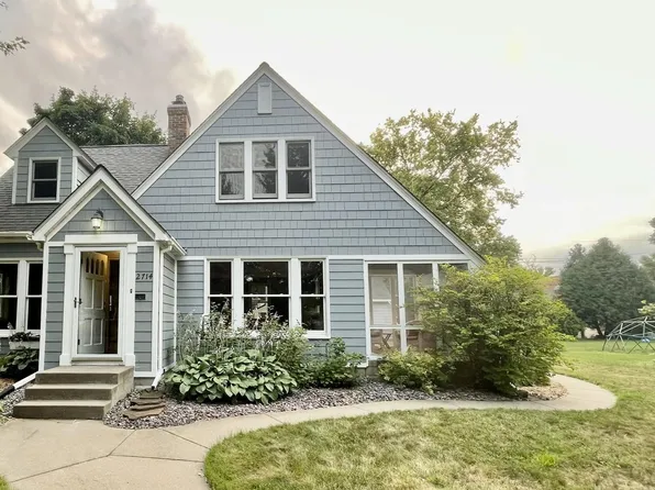 2714 McKinley St NE, Minneapolis, MN 55418