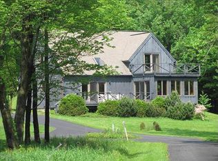 73 Fobes Dr, Waymart, PA 18472