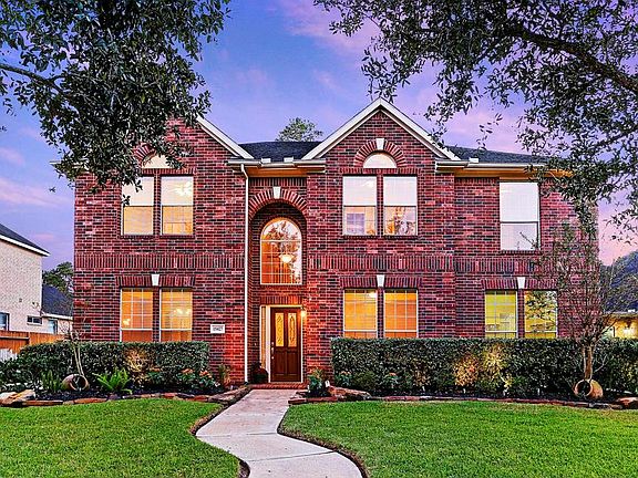 2nd image of 15427 Stoneridge Park Ln