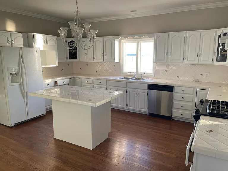 19017 Casual Cay Ln — Photo 13
