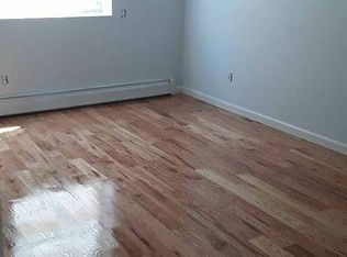 2917 Lewmay Rd, Far Rockaway, NY 11691