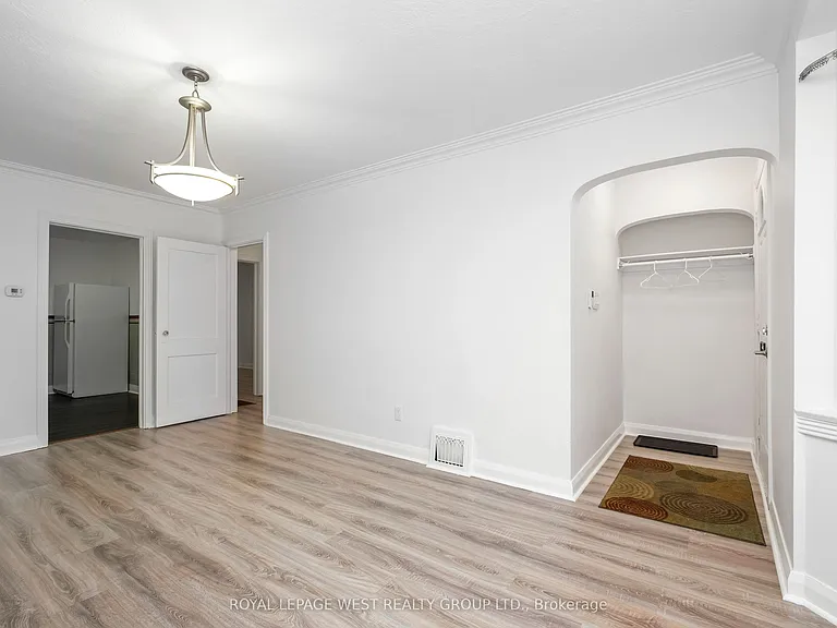 24 Barker Ave — Photo 5