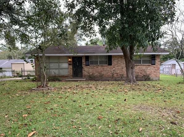 3416 Gonzales Rd, Mobile, AL 36605