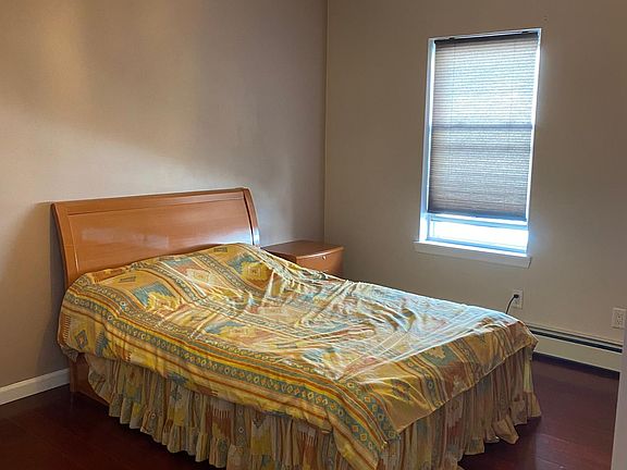 4th image of 1526 78th St #1F