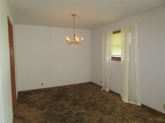 5th image of 360 Wood Ave