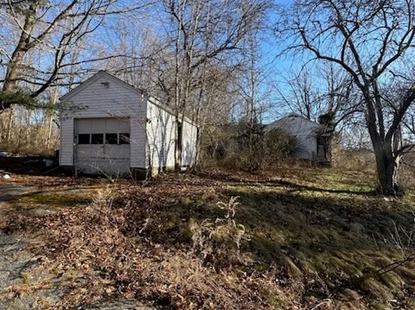 129 Old Salem Road, Norwich, CT 06360