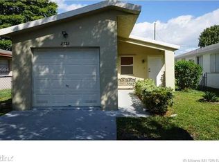 2323 Douglas St, Hollywood, FL 33020