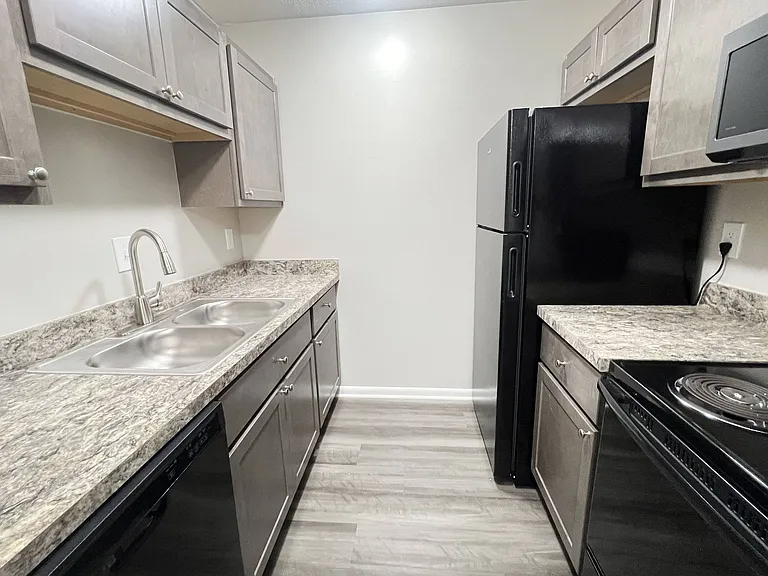 Revere Village Apartments — Photo 88