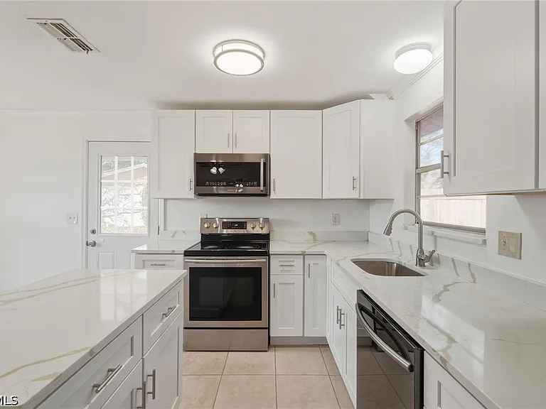 100 Contee Dr — Photo 11