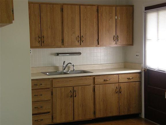 4th image of 2249 Lido Pl