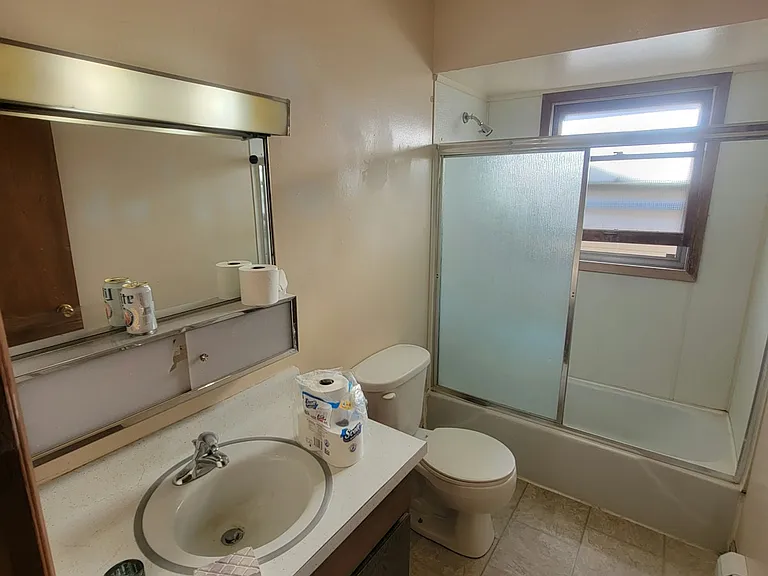 300 S 4th St #2A — Photo 2
