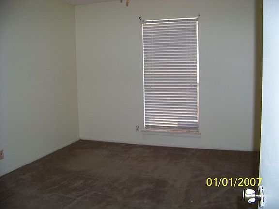 2nd image of 4808A Country Club Dr