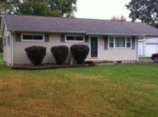 526 S 8th St, Mitchell, IN 47446