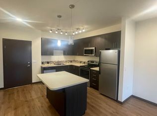 736 8th Ave NE #203-209, Issaquah, WA 98029