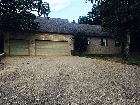 3 car garage
