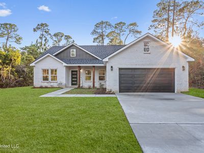 709 Pine St, Ocean Springs, MS, 39564