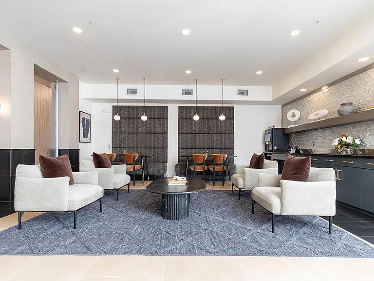 Braeswood Place — Photo 31