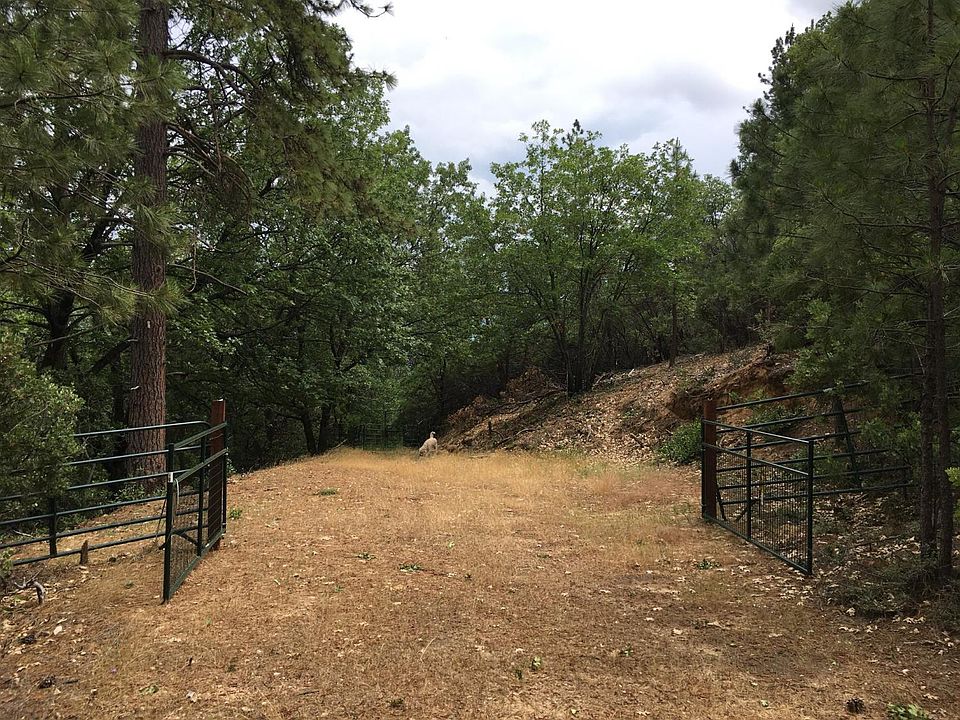 1st image of Robbers Ravine