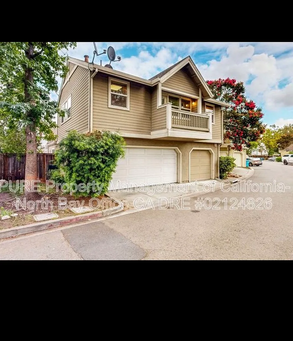 1 bed, 1050 sqft, $1,750 — Photo 1