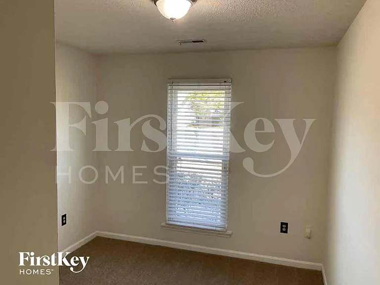 7938 Lindfield Ct — Photo 12