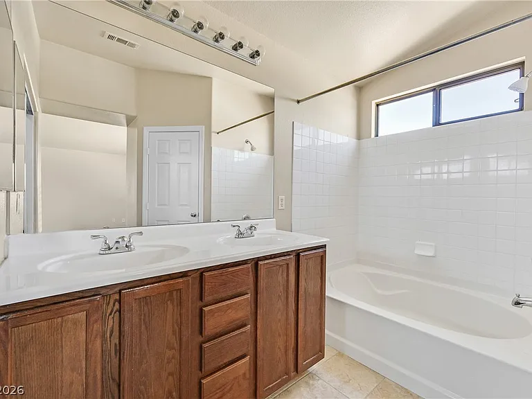 7656 Montefrio Ave — Photo 12