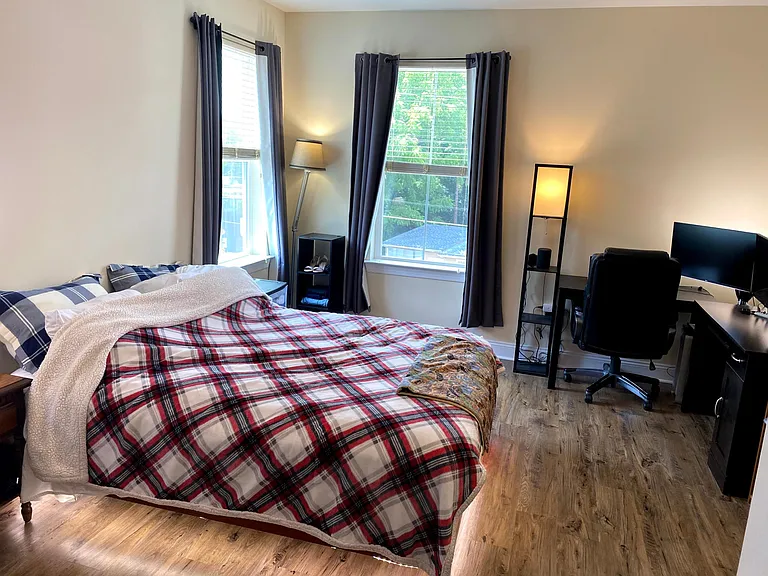 20 Main St #302 — Photo 6