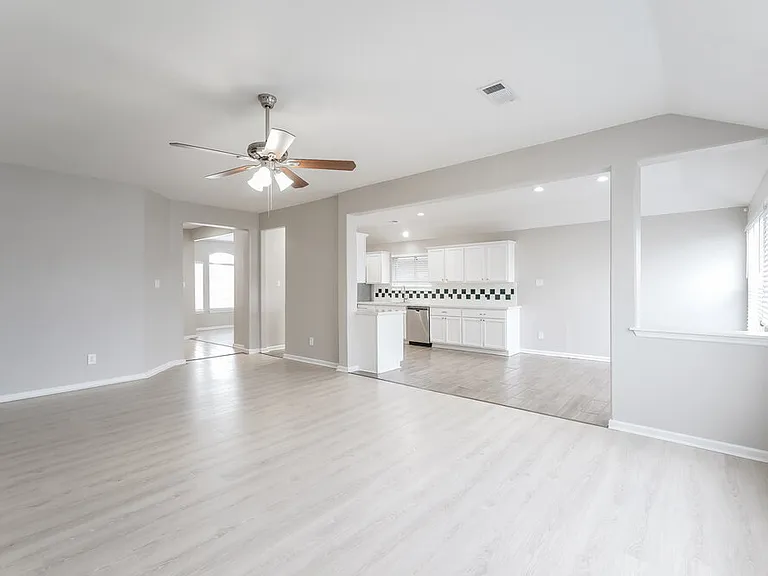 18006 Oakmoss Hill Ct — Photo 4