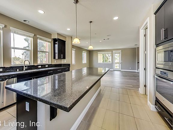 4th image of 1082 Gaviota Ter