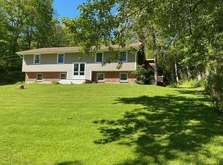 2385 Hunterbrook Rd, Yorktown Heights, NY 10598