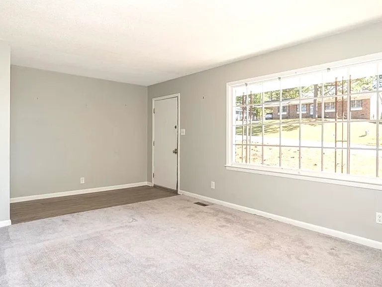 758 Amber Dr — Photo 15