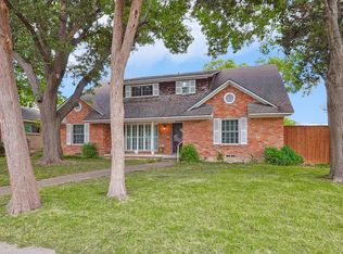 10310 Mosscrest Dr, Dallas, TX 75238