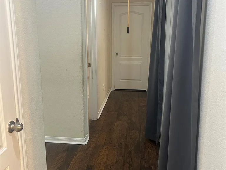 8407 N Broadleaf Ave — Photo 18