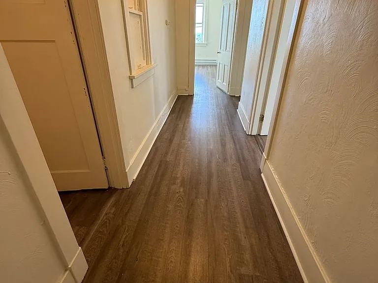 6 S Fremont Ave — Photo 16