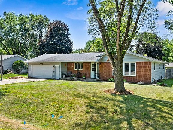 3rd image of 508 N AUBURN AVENUE