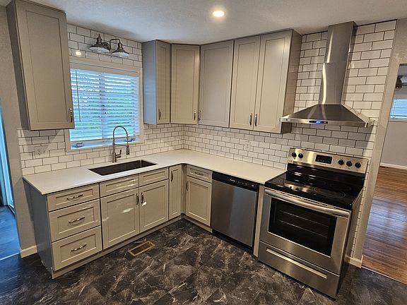 3rd image of 2441 S Norwood Ave E