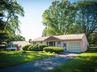 104 Kenneth Rd, Camillus, NY 13031