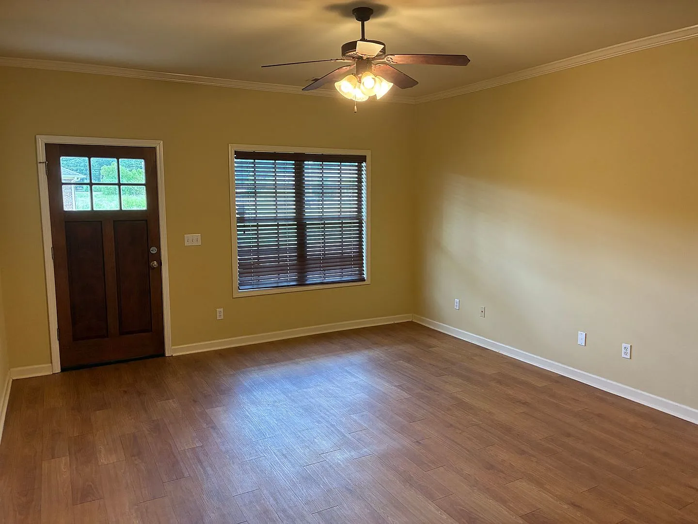 97 Cypress Glen — Photo 3