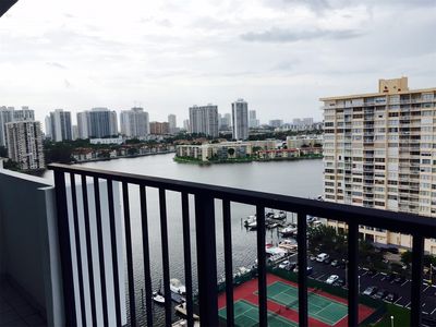 2780 NE 183rd St APT 1804, Aventura, FL, 33160