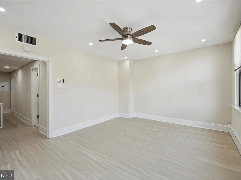 2308 E Allegheny Ave #2 — Photo 5